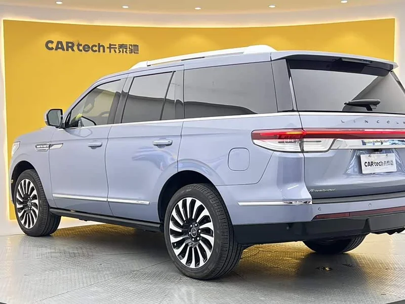 Lincoln Navigator — фото 4