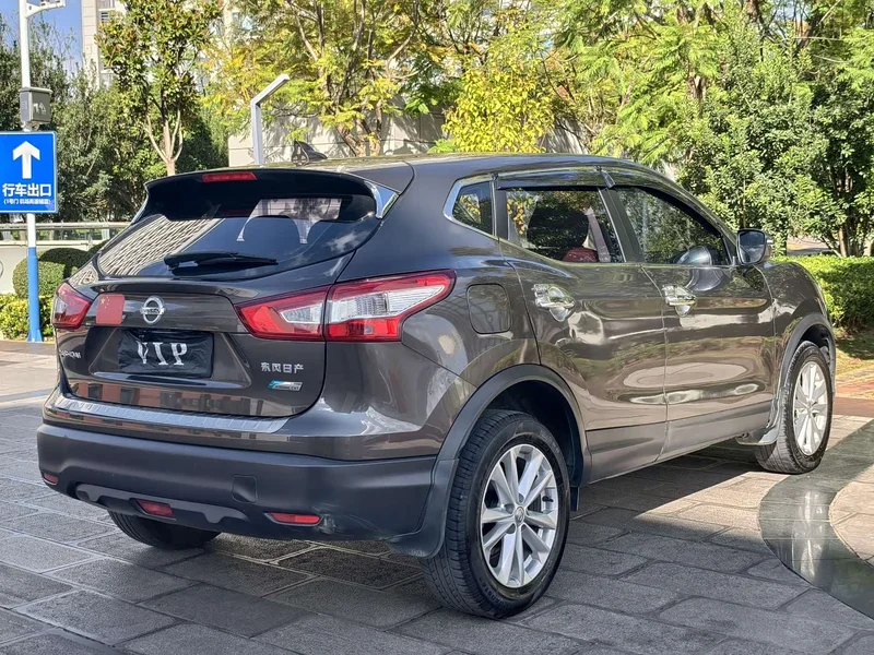Nissan Qashqai — фото 22