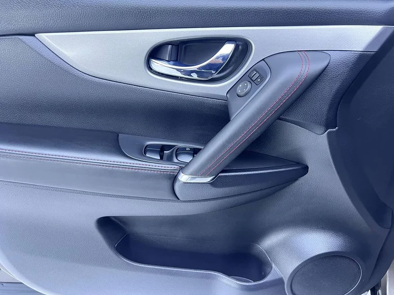 Nissan Qashqai — фото 11