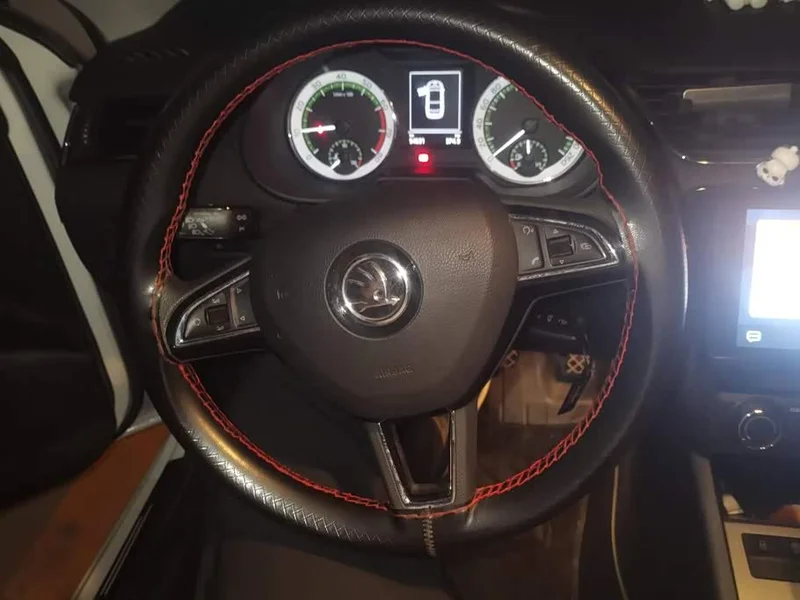 Volkswagen Octavia — фото 15