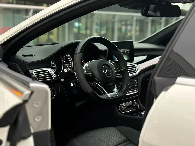 Mercedes-Benz CLS AMG — фото 6