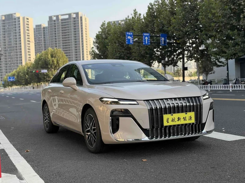 Roewe M7 DMH — фото 3