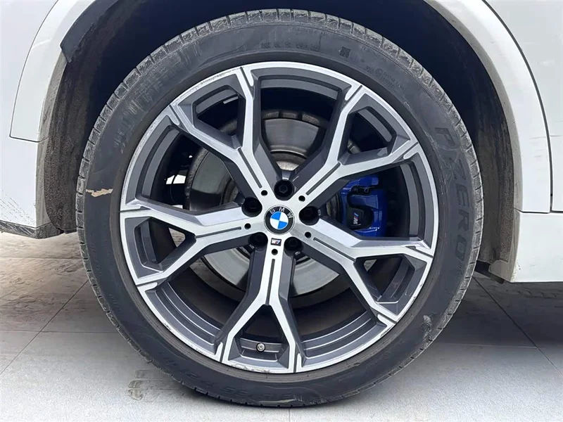 BMW X5 (Imported) — фото 18