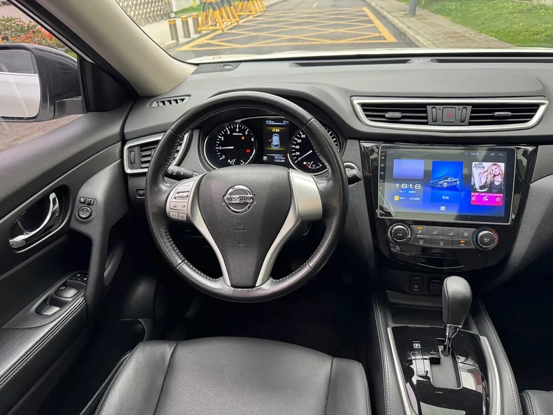 Nissan X-Trail — фото 16