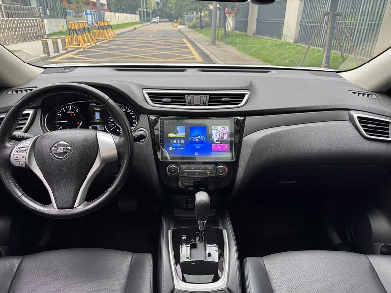 Nissan X-Trail — фото 18