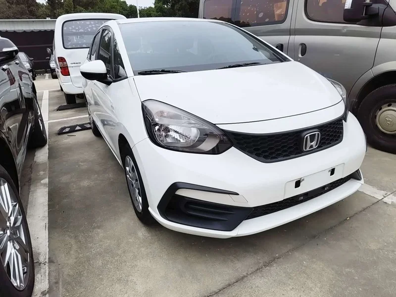 Honda Fit — фото 3