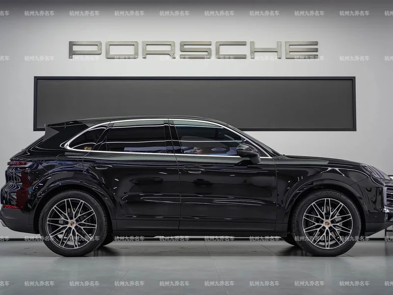 Porsche Cayenne — фото 4