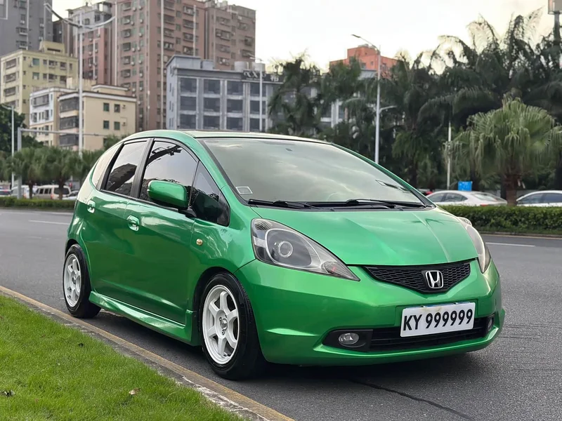 Honda Fit — фото 3
