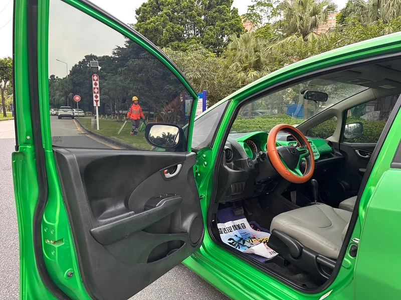 Honda Fit — фото 9