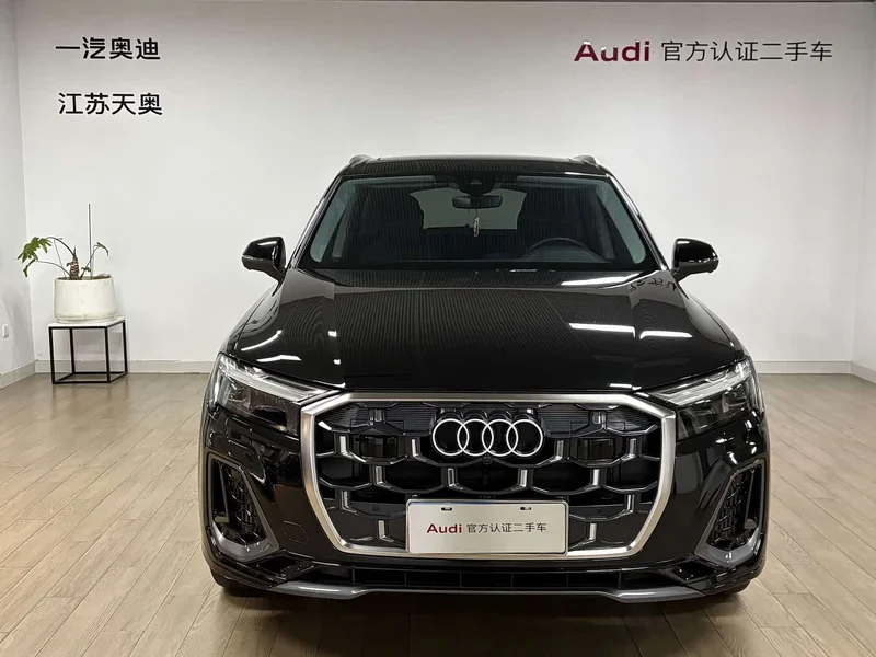 Audi Q7 — фото 2