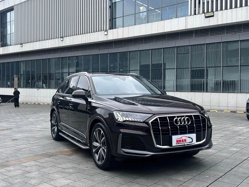 Audi Q7 — фото 3