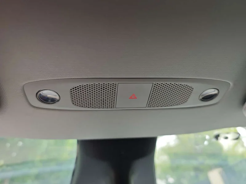 Tesla Model Y — фото 17