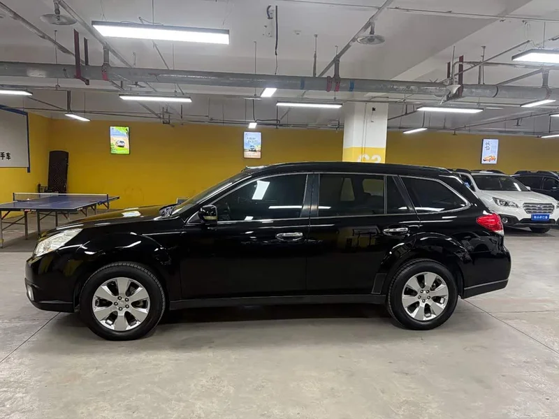 Subaru Outback — фото 4