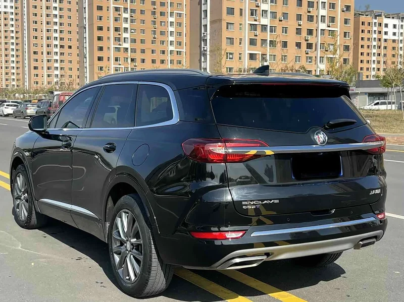 Buick Enclave — фото 7