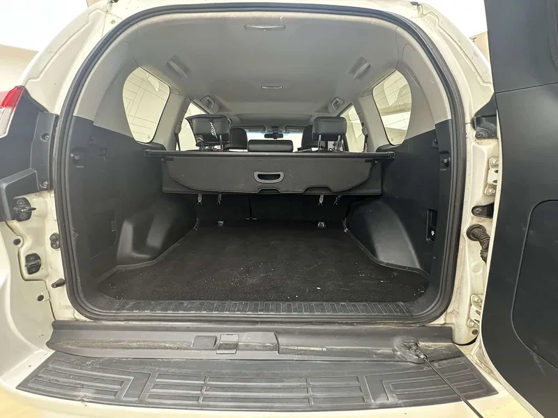 Toyota Prado — фото 13