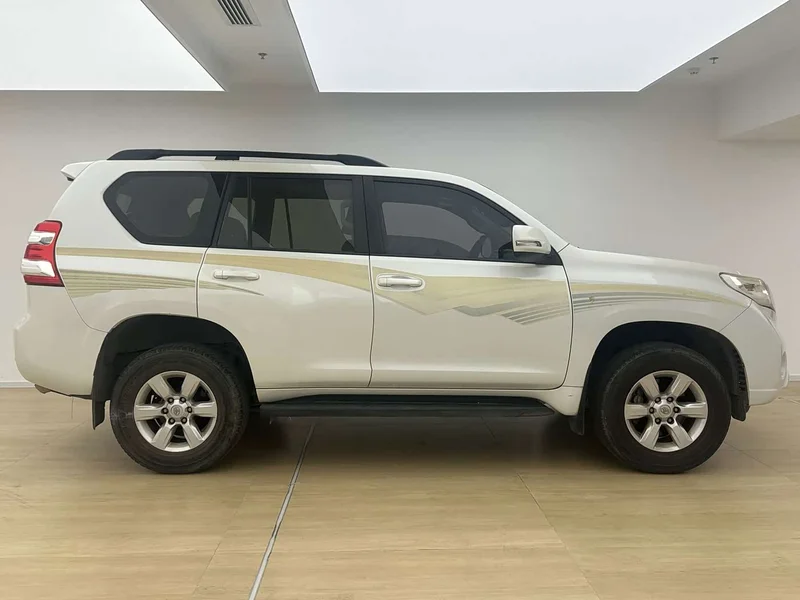 Toyota Prado — фото 3