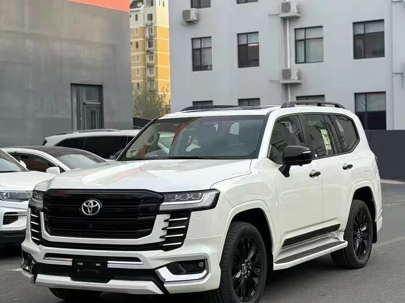 Toyota Land Cruiser (Imported) — фото 1