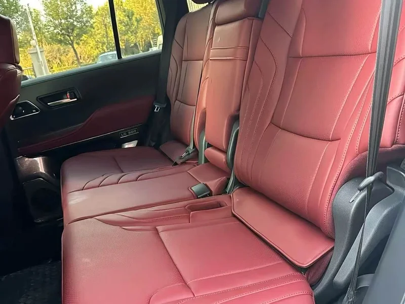 Toyota Land Cruiser (Imported) — фото 10