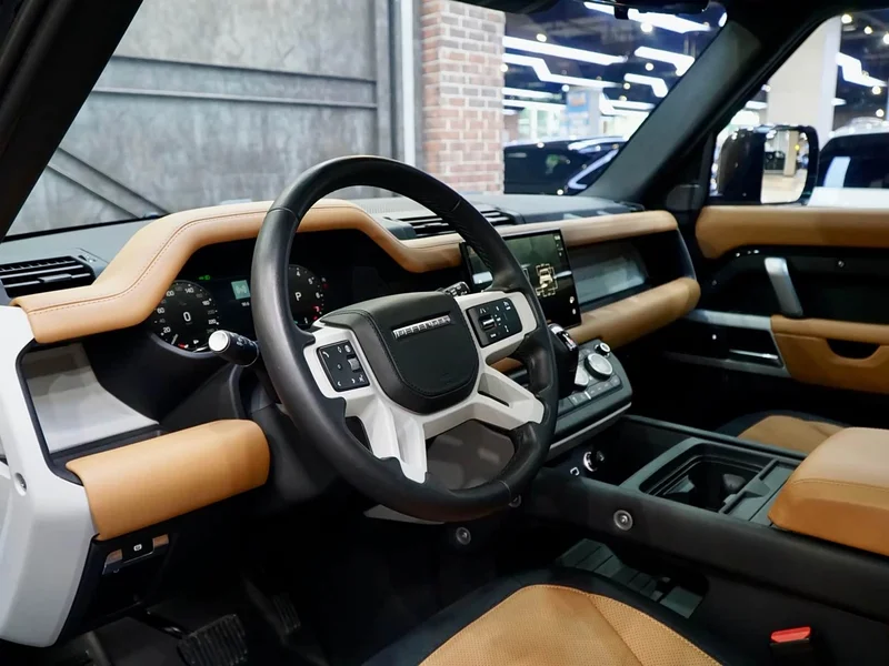 Land Rover Defender — фото 6