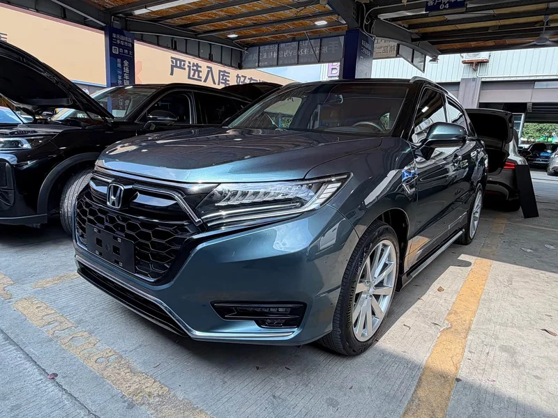 Honda UR-V — фото 1