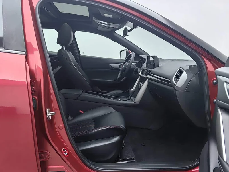 Mazda CX-4 — фото 23