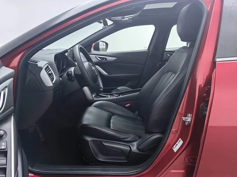 Mazda CX-4 — фото 10