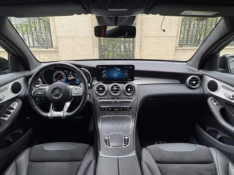 Mercedes-Benz GLC Coupe AMG — фото 16