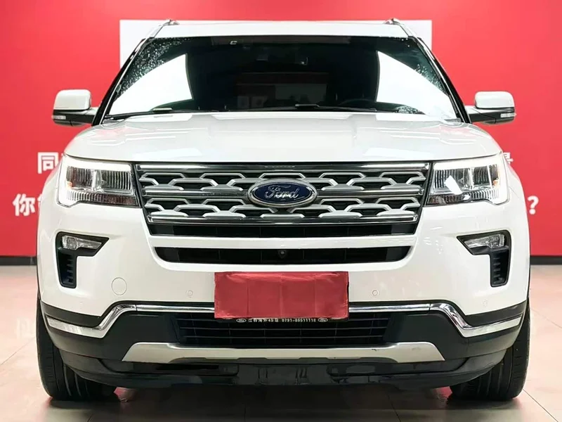 Ford Explorer — фото 3