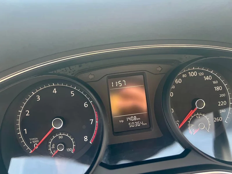 Volkswagen Passat — фото 11