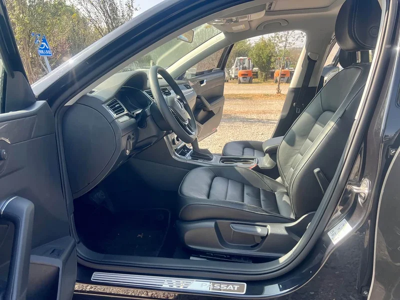 Volkswagen Passat — фото 10