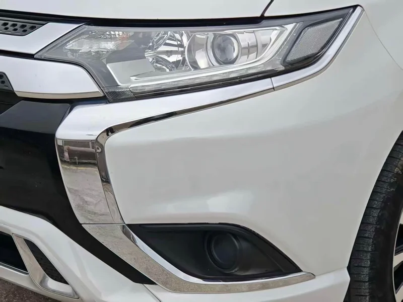 Mitsubishi Outlander — фото 15