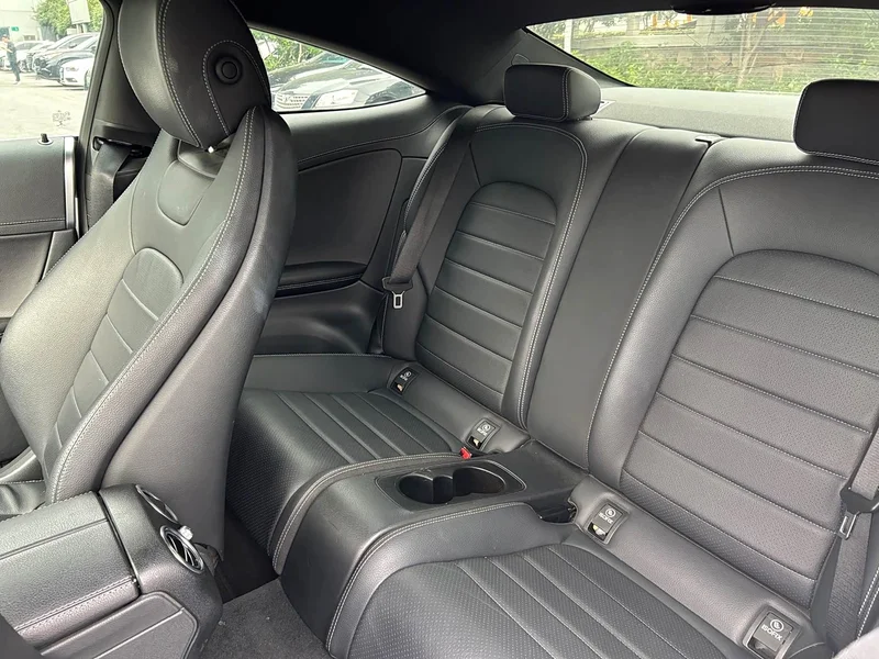 Mercedes-Benz C-Class (Imported) — фото 12