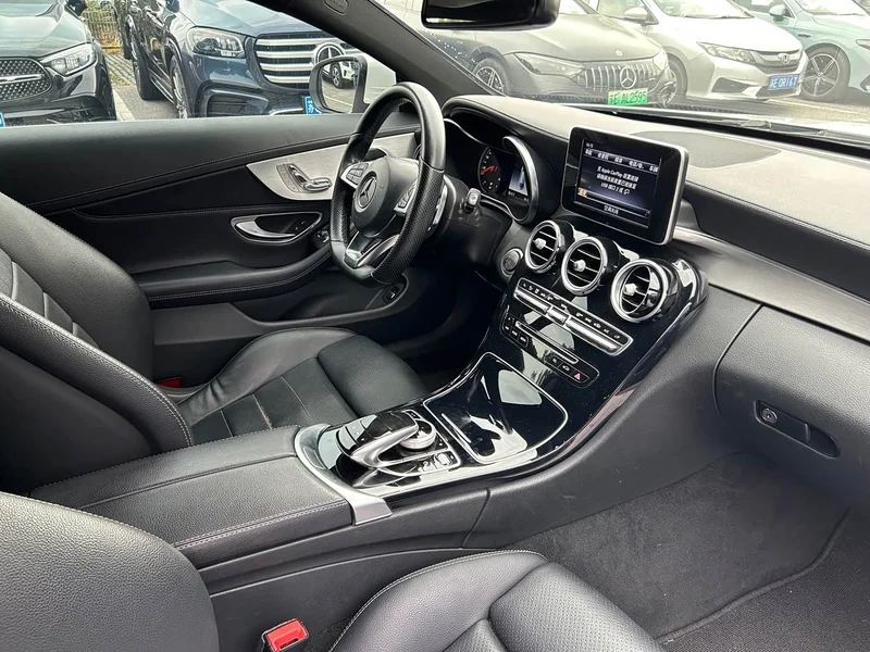 Mercedes-Benz C-Class (Imported) — фото 13