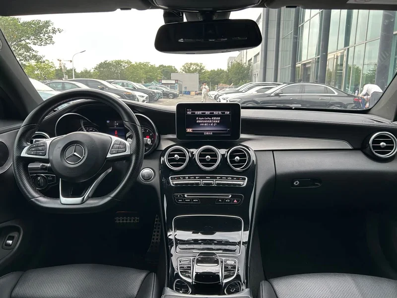 Mercedes-Benz C-Class (Imported) — фото 16
