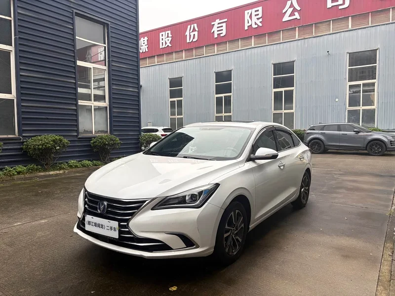 Changan Eado — фото 1