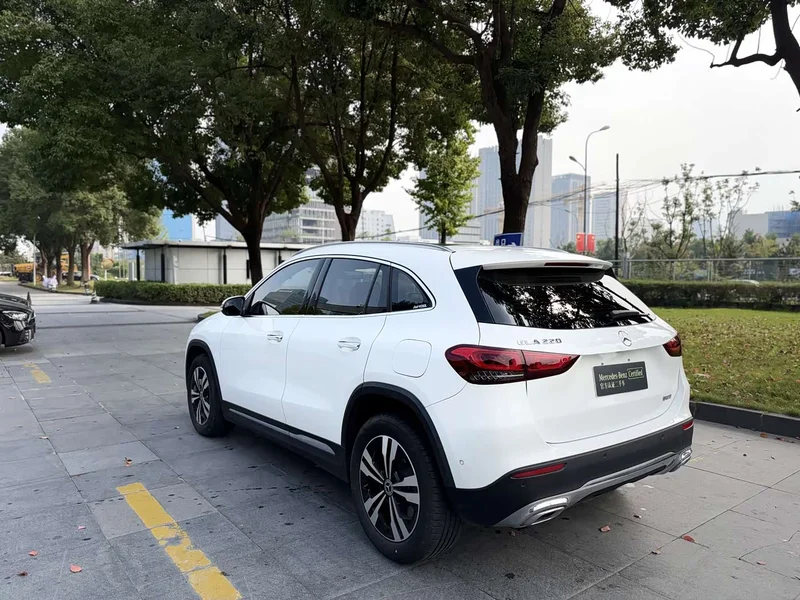 Mercedes-Benz GLA — фото 8