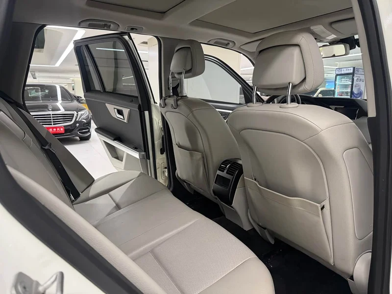 Mercedes-Benz GLK-Class — фото 14