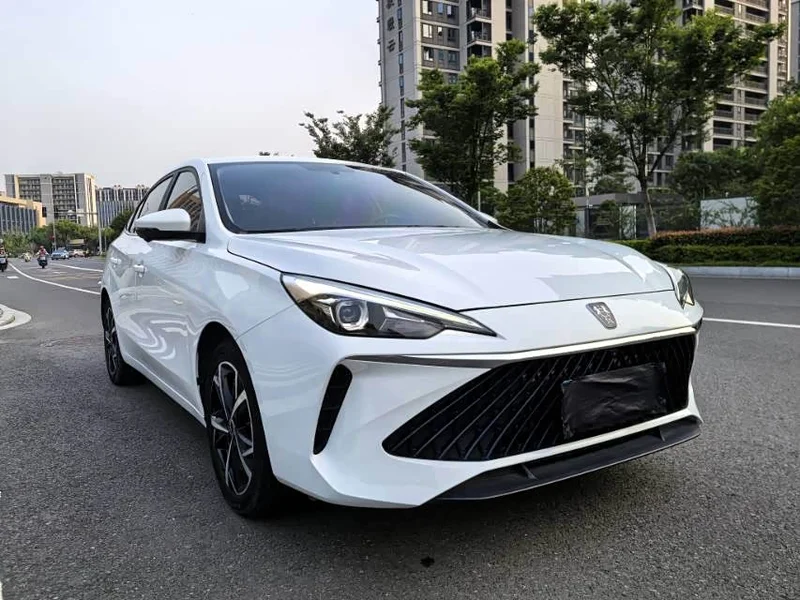 Roewe i5 — фото 3