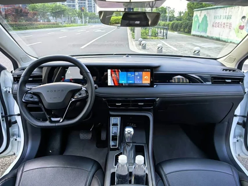 Roewe i5 — фото 8