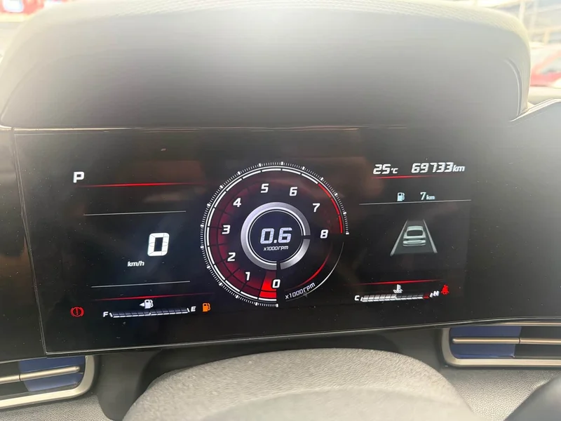 Hyundai Elantra — фото 14
