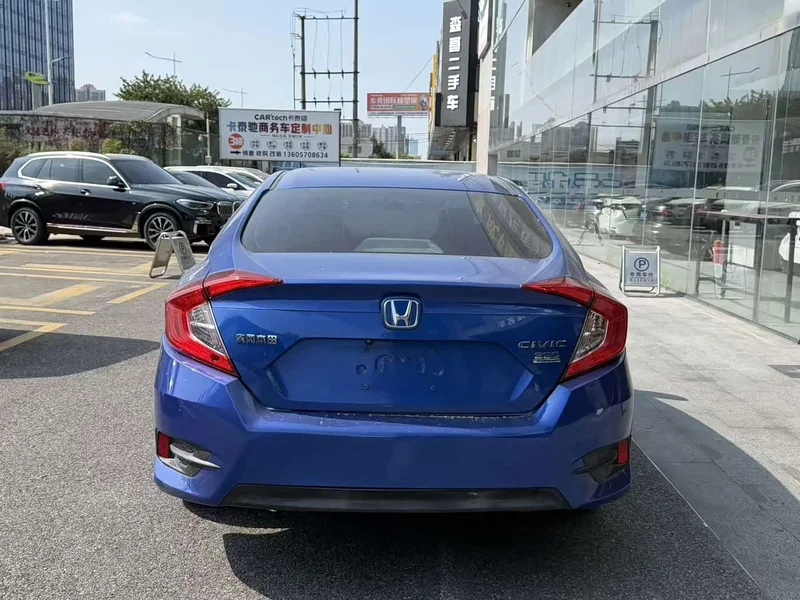 Honda Civic — фото 6
