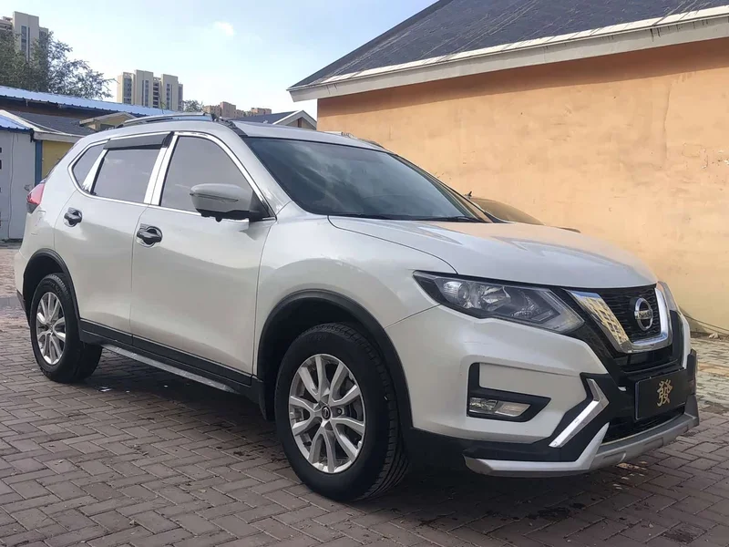 Nissan X-Trail — фото 2
