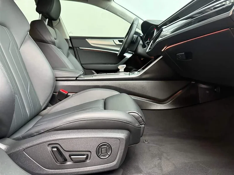Audi A7 — фото 11