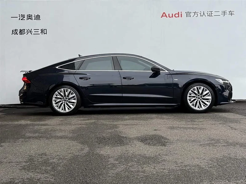 Audi A7 — фото 2