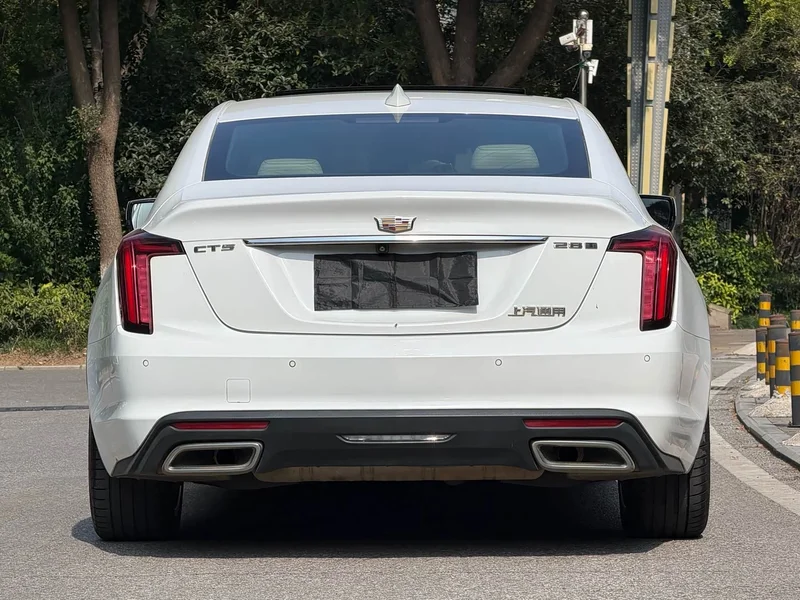 Cadillac CT5 — фото 5