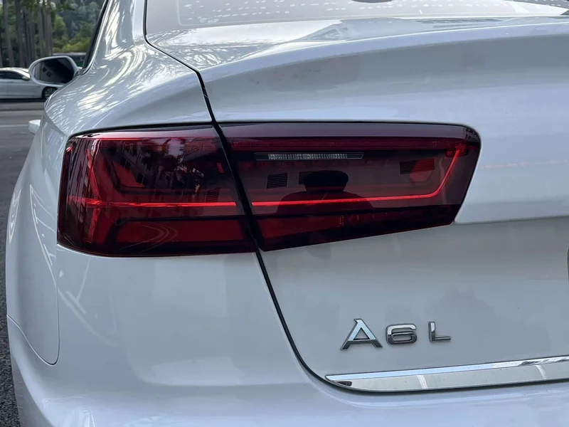 Audi A6L — фото 14