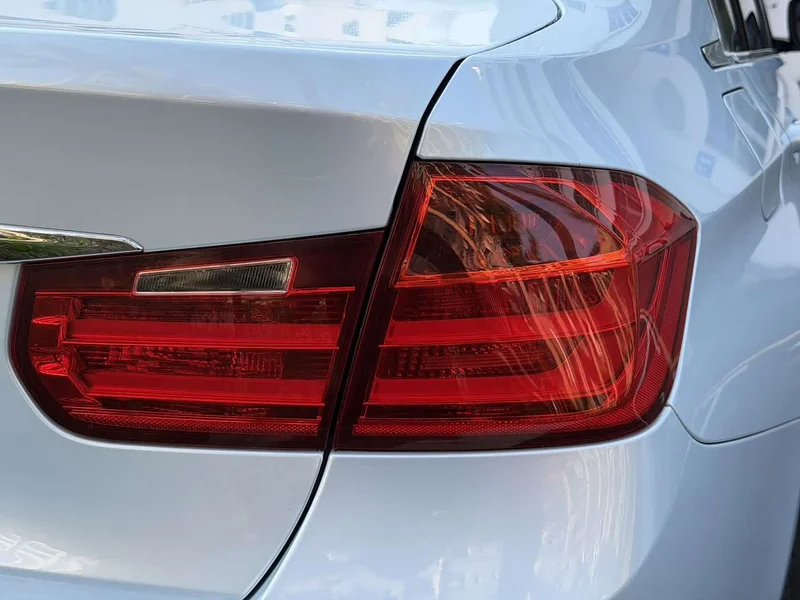 BMW 3-Series — фото 10
