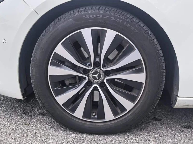 Mercedes-Benz B-Class — фото 15
