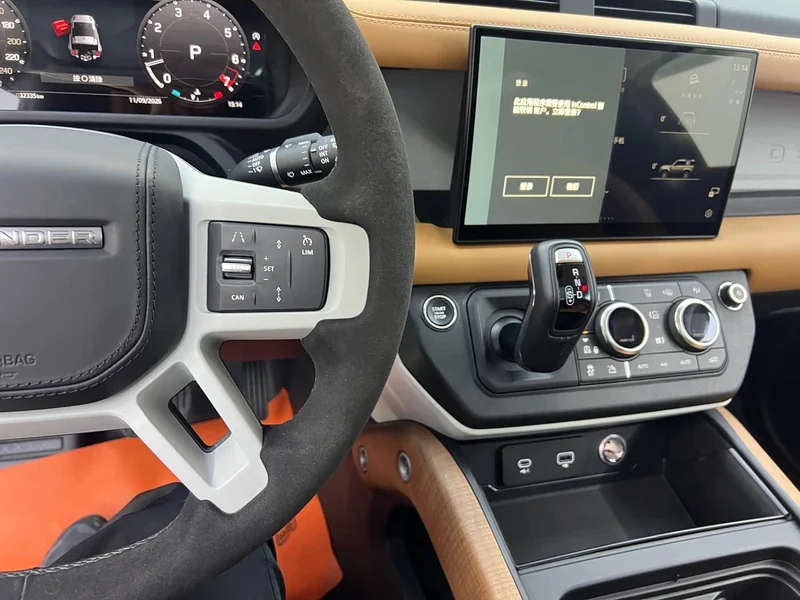 Land Rover Defender — фото 14