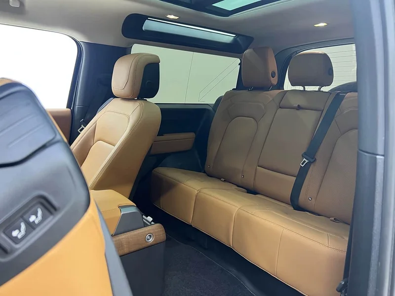Land Rover Defender — фото 19
